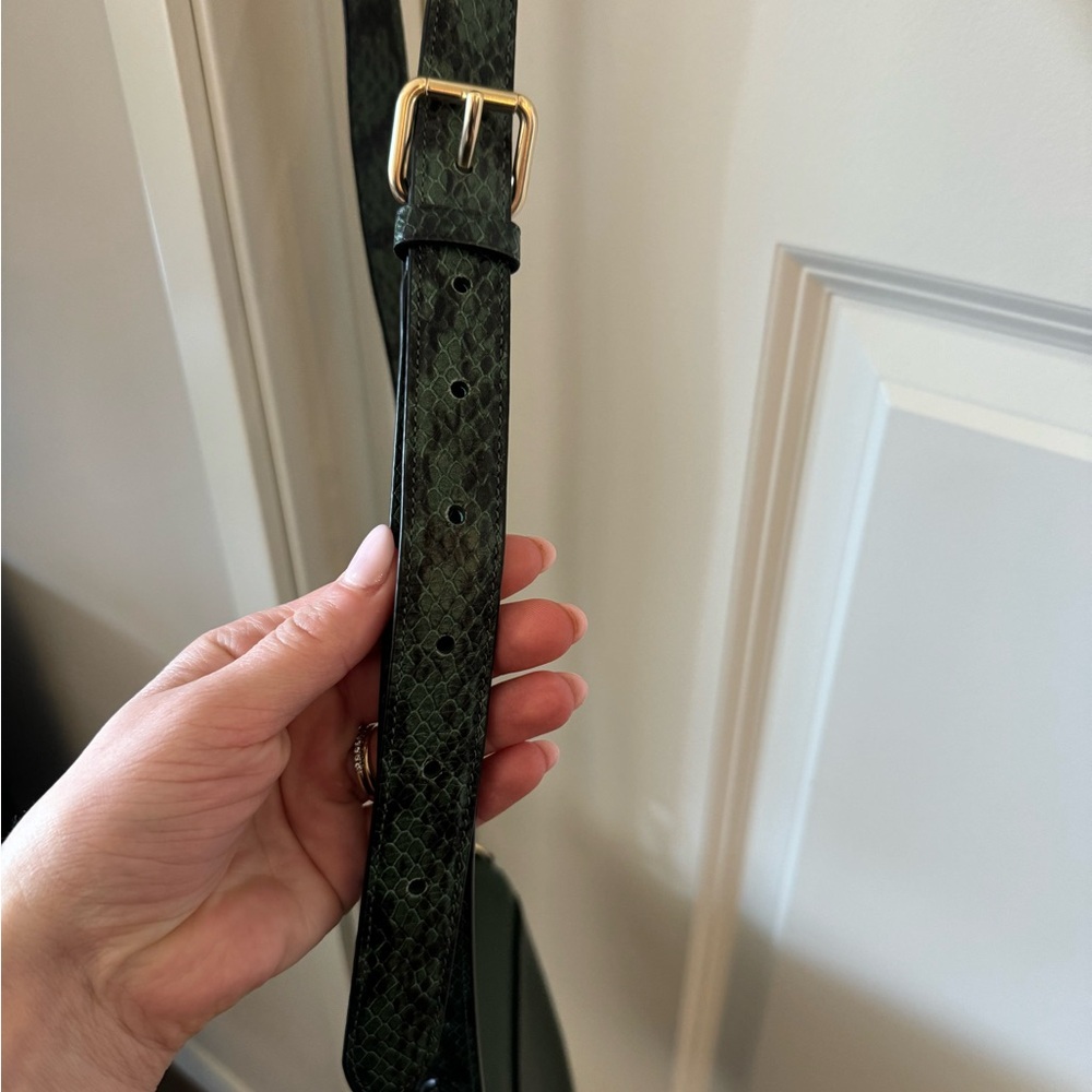 Coach Green Pebbled Leather Saddle Crossbody with Gold Hardware - Picture 3 of 3